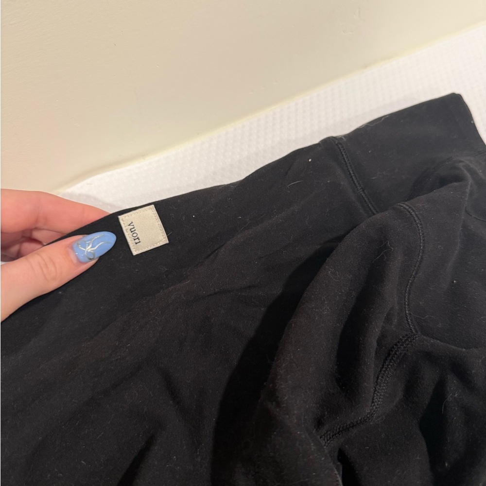 Vuori Classic Black leggings (straight leg)
